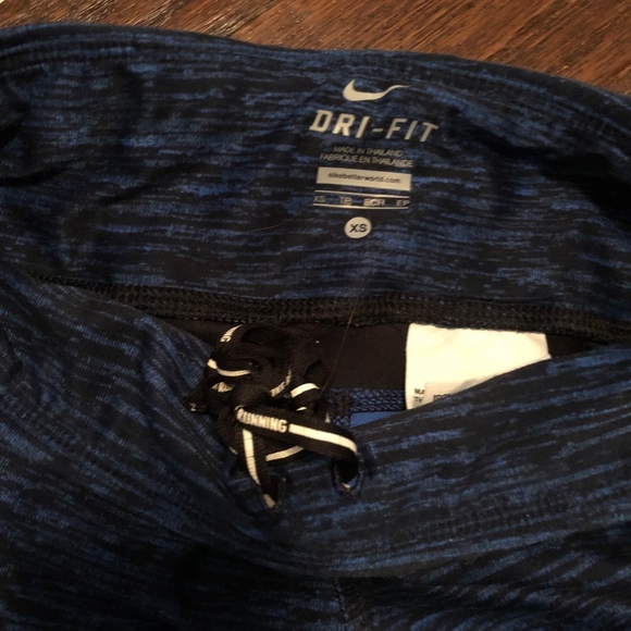 nike leggings - Picture 3 of 3